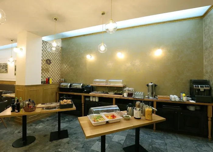 U Stare Pani - At The Old Lady 4* Praga