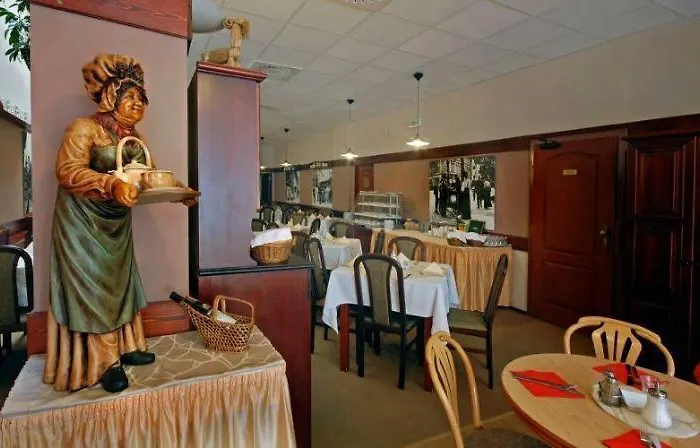 U Stare Pani - At The Old Lady Hotel