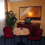 Hotel U Stare Pani - At The Old Lady Prag